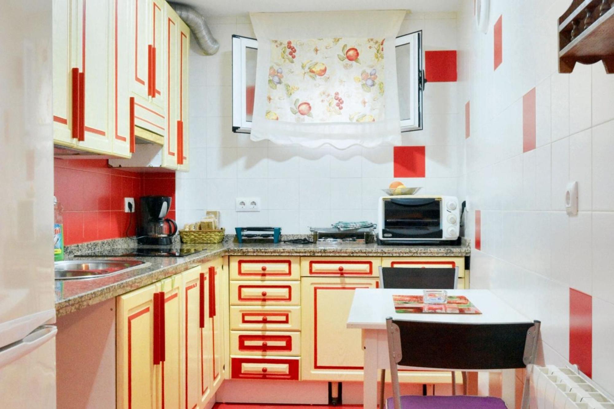 Comfortable Apartment In Caceres 55 M² Welcoming Terrace Екстериор снимка