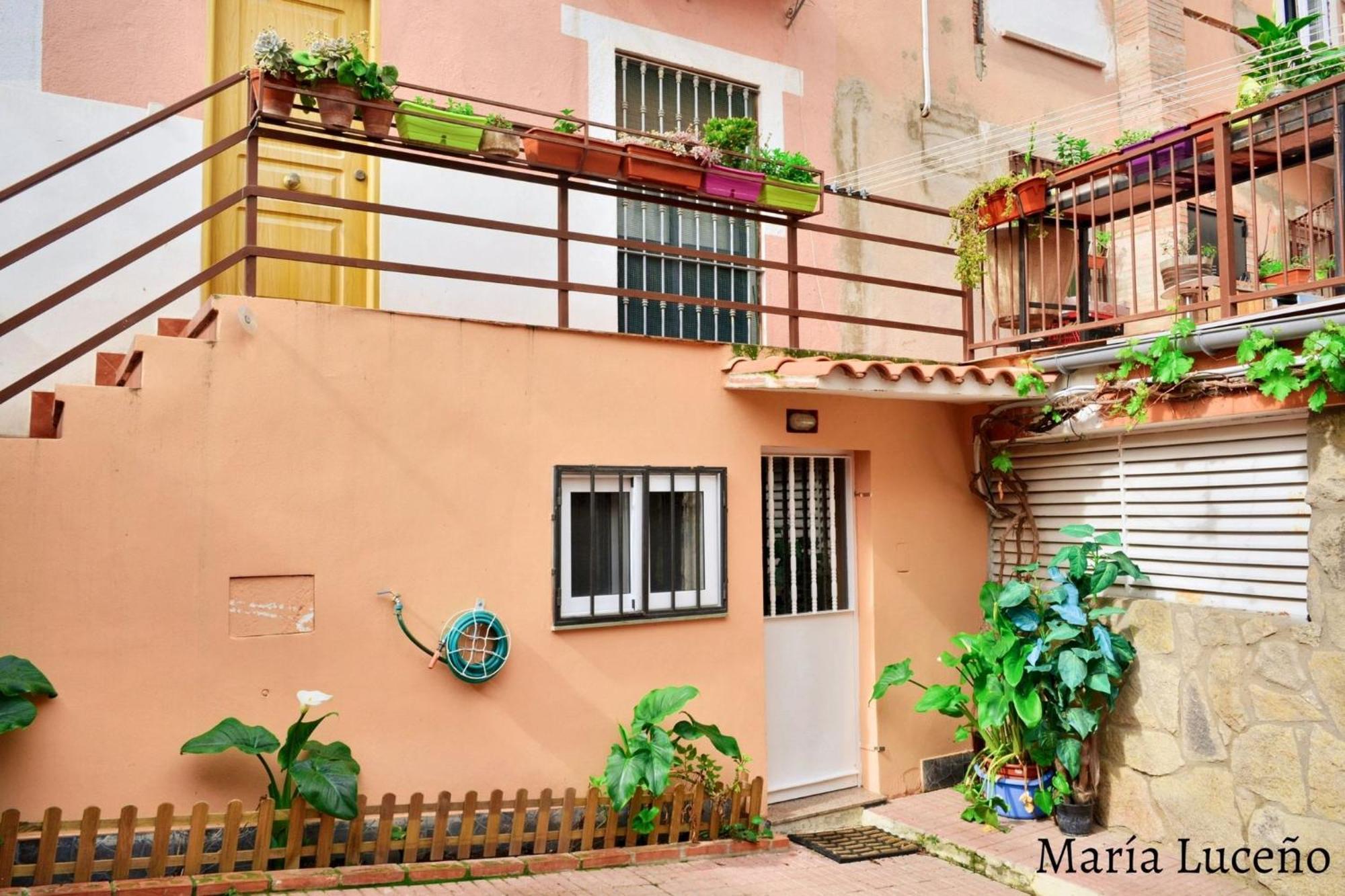 Comfortable Apartment In Caceres 55 M² Welcoming Terrace Екстериор снимка